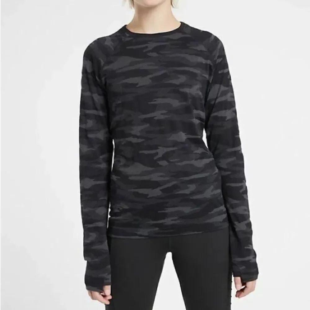 NWT New ATHLETA GIRL Camouflage Camo Power Up Seamless Thumbhole Top XXL 16